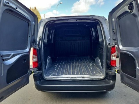 PEUGEOT Partner M 650kg BlueHDi 130ch S&S EAT8 Pack Premium Connect