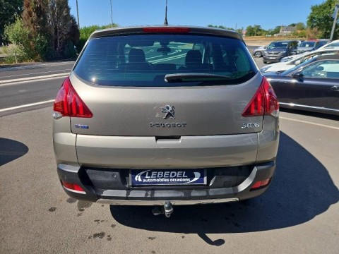 PEUGEOT 3008 1.6 BlueHDi 120ch Allure S&S