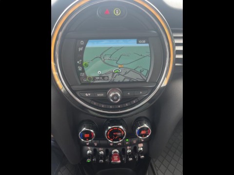 MINI Mini Cooper 136ch Edition 60 Years BVA7 109g