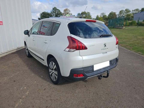 PEUGEOT 3008 1.6 HDi115 FAP Allure