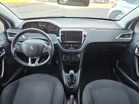 PEUGEOT 208 1.6 BlueHDi 75ch Style 5p