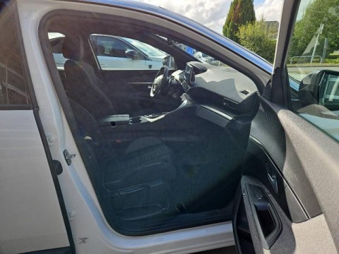 PEUGEOT 3008 1.5 BlueHDi 130ch S&S Active Pack EAT8