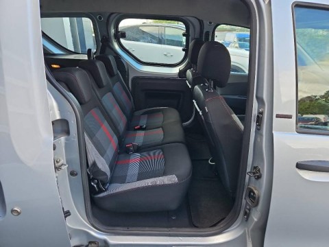 DACIA Dokker 1.3 TCe 130ch FAP Stepway