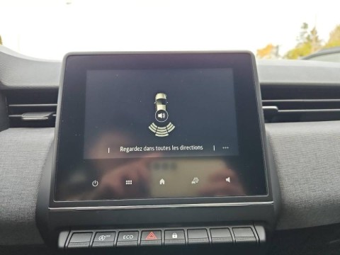 RENAULT Clio 1.5 Blue dCi 100ch Evolution - 24