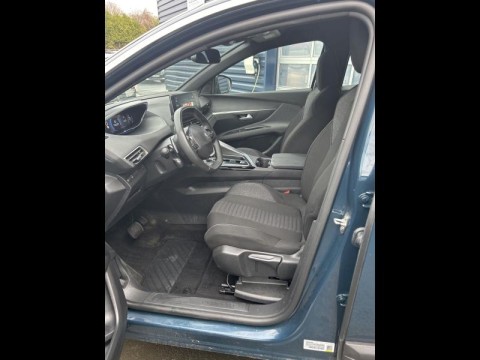 PEUGEOT 3008 1.5 BlueHDi 130ch S&S Active Pack EAT8