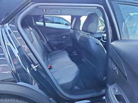 PEUGEOT 2008 1.5 BlueHDi 110ch S&S Allure